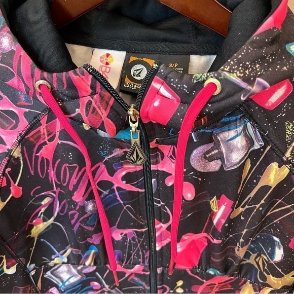 Volcom × B4BC Lipstick Nail Polish Hoodie
Jacket Womens, multicolor,size Small - Picture 4 of 16